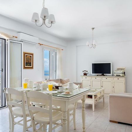 Pernari Apartments Spartià Esterno foto