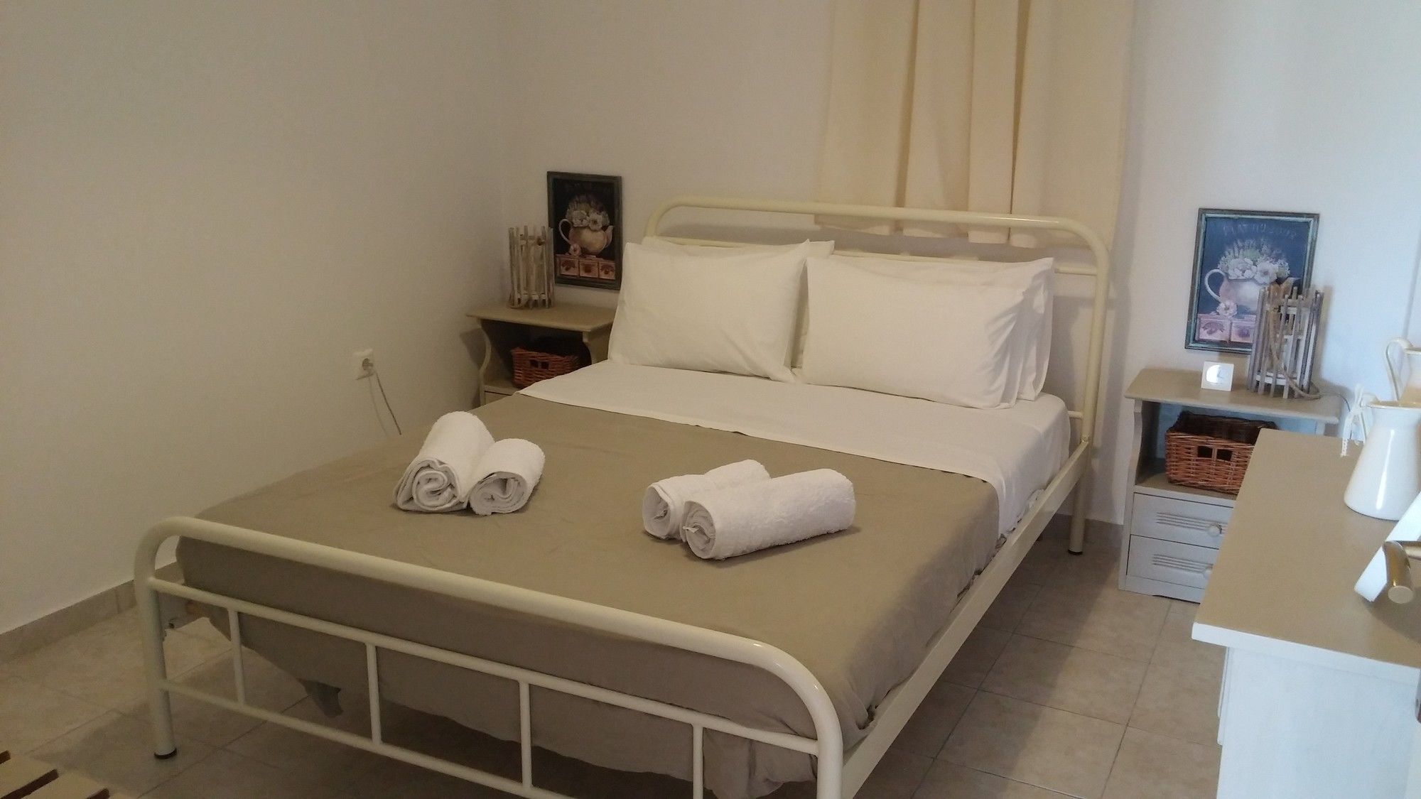Pernari Apartments Spartià Esterno foto